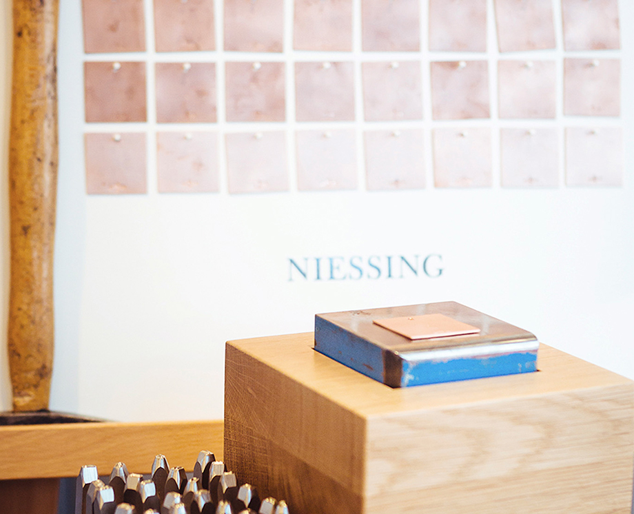 EIN GANZ BESONDERES GÄSTEBUCH