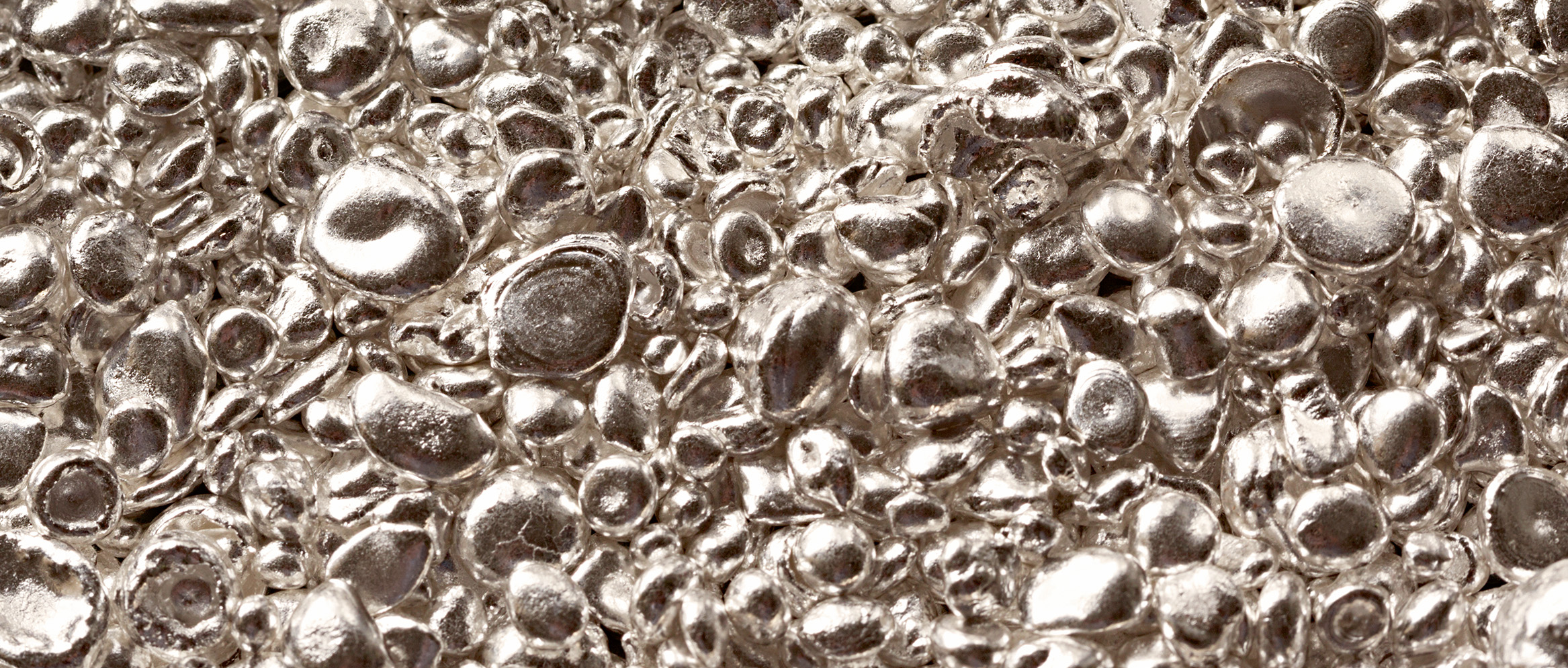 <h1 style="margin-right:4.0cm">Silver with a touch of gold</h1>